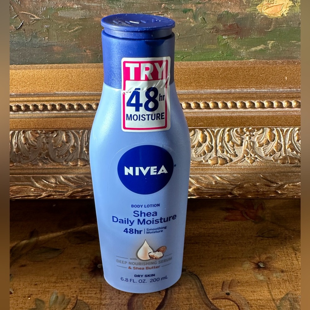 1 Brand New Nivea Smooth Daily Moisture Body Lotion Dry Skin Shea Butter 6.8 oz